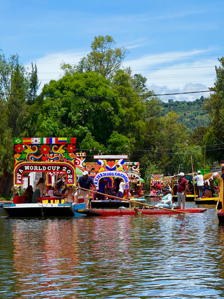 Xochimilco 彩船